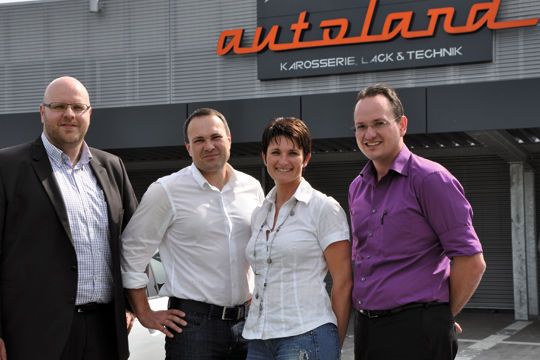 Sie verantworten das Online-Business bei AVP: Markus Bergmeier (Marketing), Stephan Krebs (IT-Krebs), Sonja Hirtreiter (Leitung Internet) und Andreas Ebner (Geschäftsführer Gebrauchtwagen). (Archiv: Vogel Business Media)