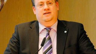 Carsten Beuß, Hauptgeschäftsführer des Verbands des Kfz-Gewerbes in Baden-Württemberg, fordert eine längere Mehrwertsteuersenkung. (Foto: Baeuchle)