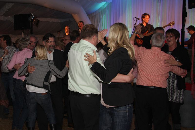 ...und sorgten für ausgezeichnete Party-Stimmung. (Bild: Michael Telecom)