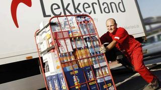 Lekkerland beliefert bundesweit 62 600 Tankstellenshops, Kioske, Tabakwaren-Fachgeschäfte, Getränkefachmärkte, Kaufhäuser, Lebensmittelmärkte, Bäckereien, Kantinen und Convenience Stores mit Food- und Non-Food-Produkten. Bild: Lekkerland (Archiv: Vogel Business Media)
