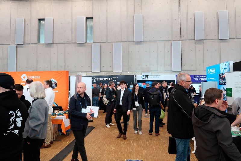 Impressionen von der Verbindungstechnikmesse Schraubtec am 16. April in der Stuttgarter Carl-Benz-Arena ... (Bild: P. Königsreuther)