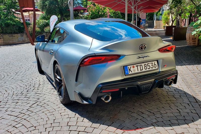 Ebenfalls charakteristisch für den GR Supra ist das Double-Bubble-Dach. (Mauritz/»kfz-betrieb«)
