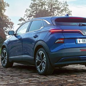 Das Modell ist  4,24 Meter lang, 1,82 Meter breit und 1,59 Meter hoch.(Bild:  Vinfast)