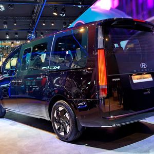 Das Auto bietet Platz für bis zu neun Personen.(Bild:  Wehner - VCG)