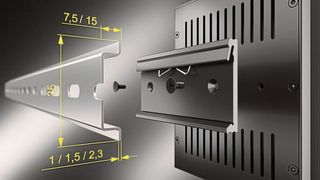 Hutschienengehäuse: Eine Hutschiene ist eine spezielle Form der nach DIN EN 60 715 genormte Tragschienen, deren Profil einem Hut ähnelt. Im Bild ist eine Explosionsdarstellung einer Hutschienenbefestigung (Hutschiene gemäß DIN 60715 TH 35) zu sehen. (Fischer Elektronik )
