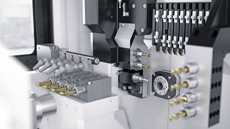 Die Swiss DT 13 wurde mit einer modularen Bearbeitungsposition ausgestattet, welche die Bestückung mit Spezialeinrichtungen ermöglicht.  (Tornos)