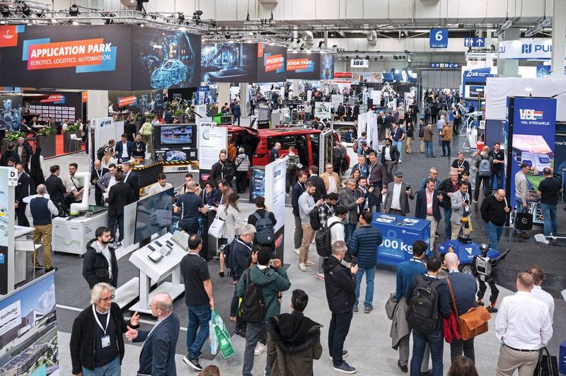 Die Hannover Messe 2026 präsentiert Künstliche Intelligenz als zentralen Wachstumstreiber für die produzierende Industrie.  (Bild: HMI)