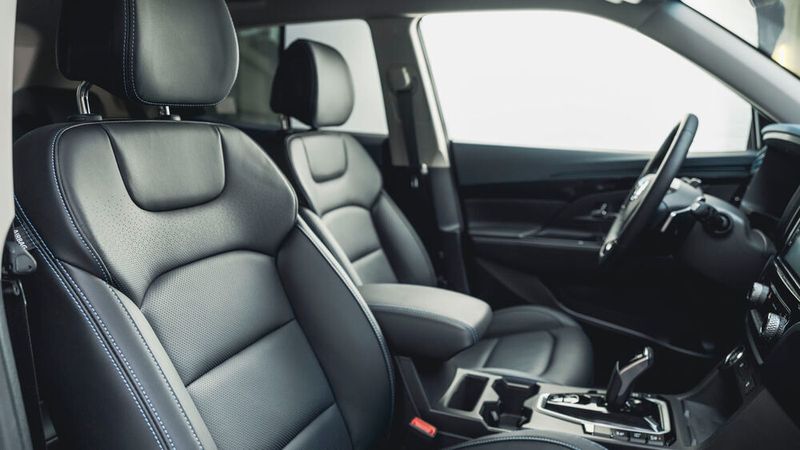 In der Top-Ausstattung hat der Korando E-Motion beheiz- und belüftbare Ledersitze. (Ssangyong)