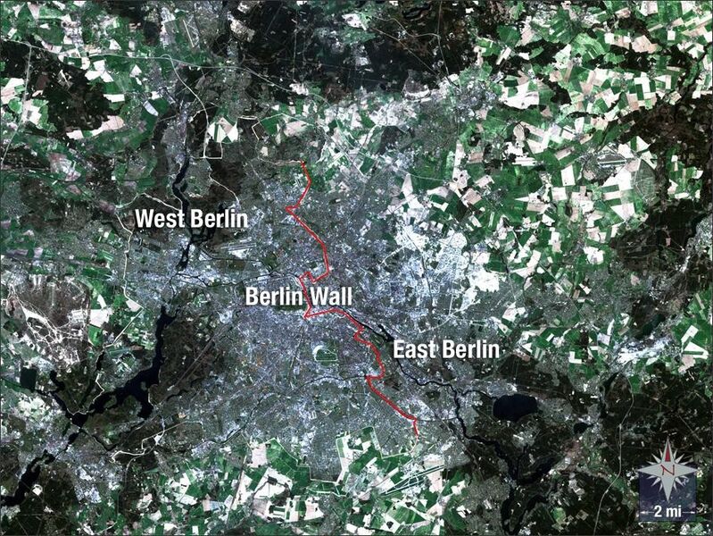 Die Landsat-Satelliten der NASA zeichnen Geschichte auf: Eine Aufnahme von Berlin im Jahr 1987, als US-Präsident Ronald Reagan dort ausrief: 