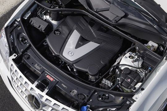Der ML 320 hat 210 PS bei einem Drehmoment von 540 Nm. In 8,5 Sekunden schafft es der Diesel auf Tempo 100. (Archiv: Vogel Business Media)
