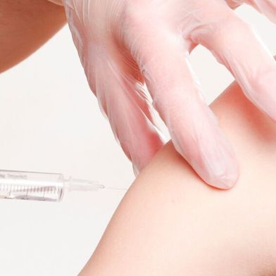 Die Kombination aus Intismeran und Pembrolizumab reduzierte das Risiko für einen Rückfall oder Tod um 49 Prozent. (Bild: Pixabay)