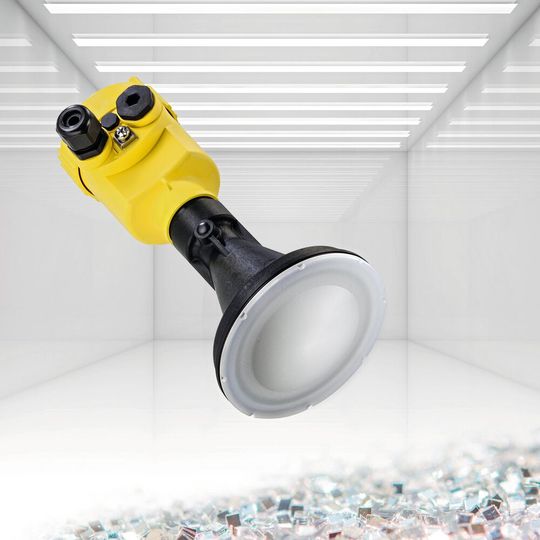Die Investition in die Füllstand- und Grenzstandmesstechnik von Vega (im Bild der Radarsensor Vegapuls) hat sich für den Estrich-Hersteller Quartzline mehr als gelohnt. Die Investition in die Füllstand- und Grenzstandmesstechnik von Vega (im Bild der Radarsensor Vegapuls) hat sich für den Estrich-Hersteller Quartzline mehr als gelohnt.