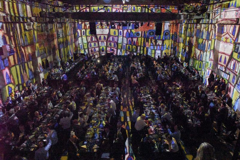 Rund 300 Inhaber, Geschäftsführer und Verkaufsleiter waren nach Importeursangaben der Einladung gefolgt. (Seat)