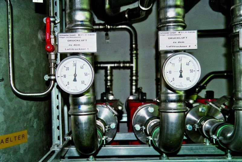 Bild 2: Die Druckluft verlässt mit einer Austrittstemperatur von unter 35 °C den Verdichter, was für einen sehr günstigen Wirkungsgrad förderlich ist. (Archiv: Vogel Business Media)