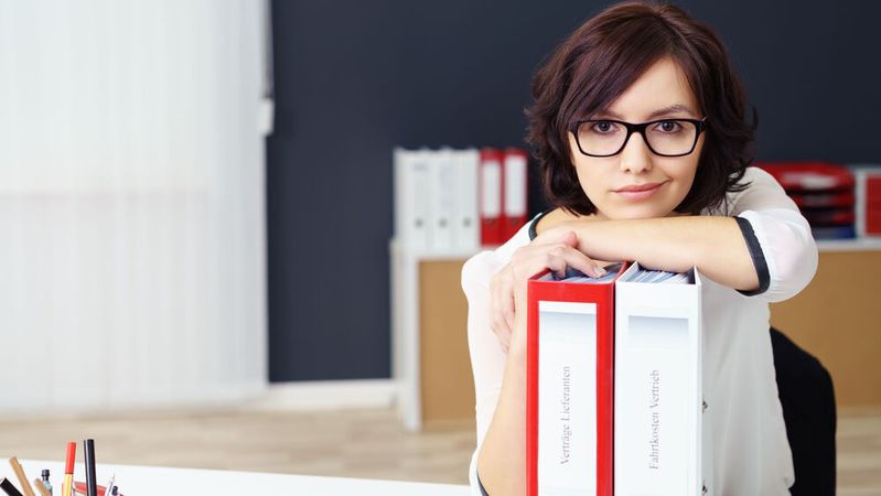 Ein Jobwechsel kommt für viele Beschäftigte in der aktuellen wirtschaftlichen Lage nicht in Frage. (Bild: ©  contrastwerkstatt - stock.adobe.com)