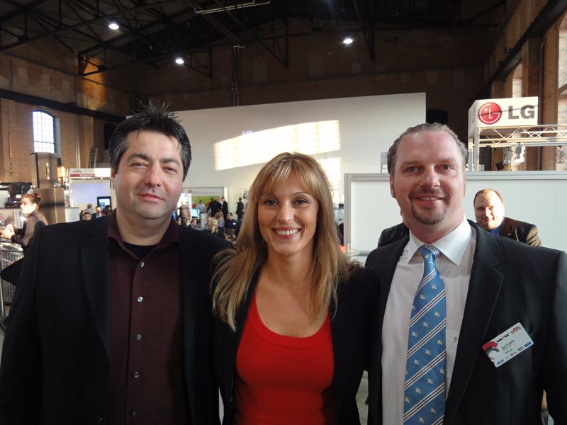 Neben Klara Schumacher, Asus, glänzen Thorsten Doege, NVidia, und Axel Grotjan, Devil (Archiv: Vogel Business Media)