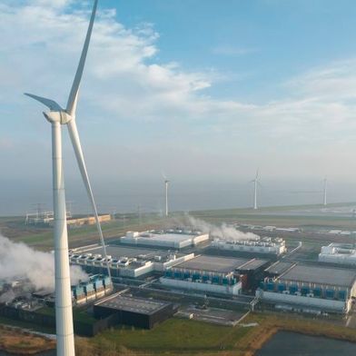 Symbolbild: Wird Leipzig zu einem neuen Datacenter-Hotspot? Auf rund 44 Hektar soll nun ein Rechenzentrum entstehen mit einer Anschlussleistung von 500 MW. (Bild: © Sepia100 - stock.adobe.com)