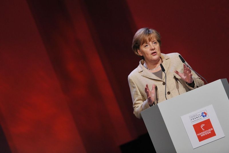 Hannover-Messe 2011: Bundeskanzlerin Angela Merkel ging in ihrer Eröffnungsrede auf die wachsende Bedeutung erneuerbarer Energien ein. Bild: Deutsche Messe (Archiv: Vogel Business Media)