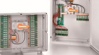 Photovoltaik-Lösungen: Die Generatoranschlusskästen PV SMART sind für preissensitive PV-Anlagen bestimmt. Sie sind platzsparend und nahezu wartungsfrei konzipiert und einfach zu installieren. (Weidmüller)