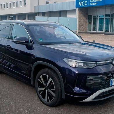 Der VW Tayron ist seit dem Herbst 2024 in Deutschland erhältlich. (Bild: Mauritz – VCG)