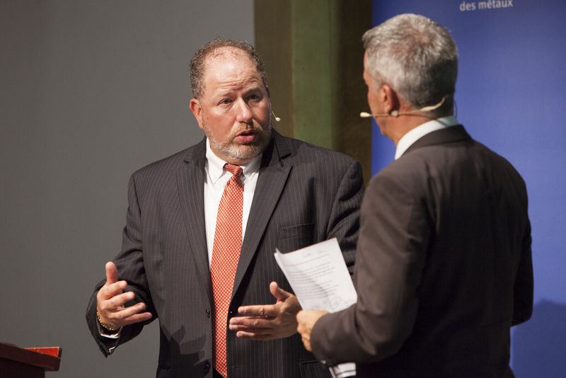 William A. Strauss, leitender Ökonom der Federal Reserve Bank of Chicago, überraschte mit der Aussage, dass über 70% der Güter, die in den USA konsumiert werden, im Land sebst hergestellt würden. (Bild: Swissmem)