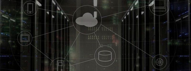 Bis Ende 2020 sollen 18 Produktionsstandorte des Volkswagen-Konzerns in die Industrial Cloud integriert sein. Der Autobauer verspricht sich davon beträchtliche Einsparungen. (Bild:  gemeinfrei /  Pixabay)