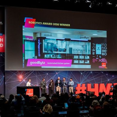 Der Robotics Award 2026 geht an Goodbytz, für seine Roboterküche.  (Bild: Deutsche Messe)