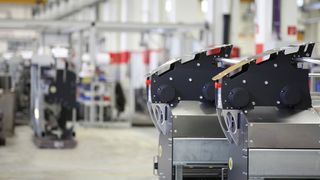 Oerlikon Barmag kann mit Hilfe des intelligenten APS-Systems Ressourcen-Engpässe frühzeitig erkennen und operative Hektik beseitigen. (Bild: Oerlikon Barmag)