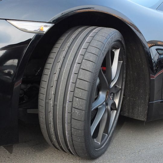 Der Continental Sportcontact 6 ist ab sofort in 41 Dimensionen von 19 bis 23 Zoll auf dem Markt. (Foto:  Rosenow)