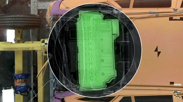 Den Euro-NCAP-Crashtest bestand der Volvo V60 Plug-in-Hybrid als beste Fahrzeug mit Elektromotor (Bild: Volvo)