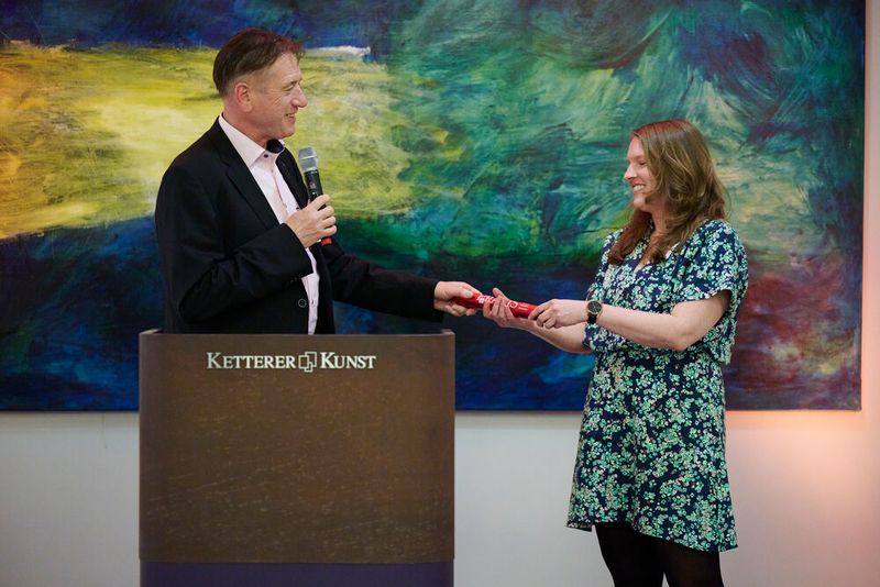 Impressionen vom ELEKTRONIKPRAXIS Frühlingsfest 2023 im Ketterer Kunst mit der Verabschiedung von Johann Wiesböck.  (Bild: © EYE AM CHRIS)