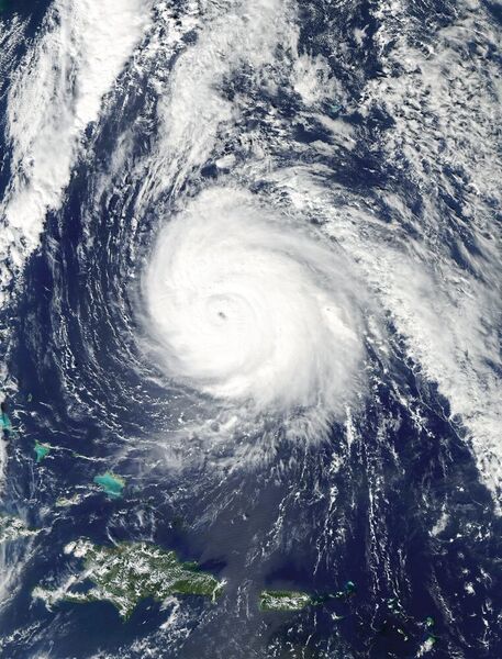 Ende Oktober 2014 sorgte «Gonzalo» in vielen Teilen Europas für grosse Unwetter. Auch die Schweiz wurde von diesem ehemaligen Hurrikan in Mitleidenschaft gezogen. Das Satellitenbild zeigt den Sturm am 16. Oktober 2014 zwischen der Karibik und Bermuda. (NASA )