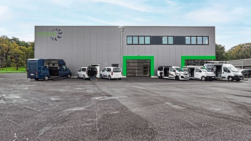 Die Bleker-Gruppe hat ihre auf Fahrzeugumbauten spezialisierte Tochter-GmbH Activa stark erweitert. (Bild:  Bleker-Gruppe)