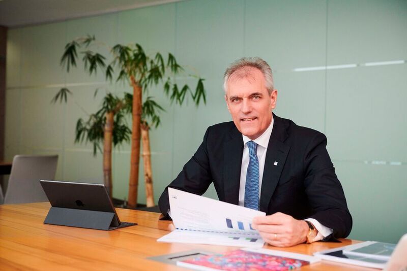 The Chairman of the Board and CEO of OMV, Rainer Seele, will not make use of the extension option for another year.  (OMV)
