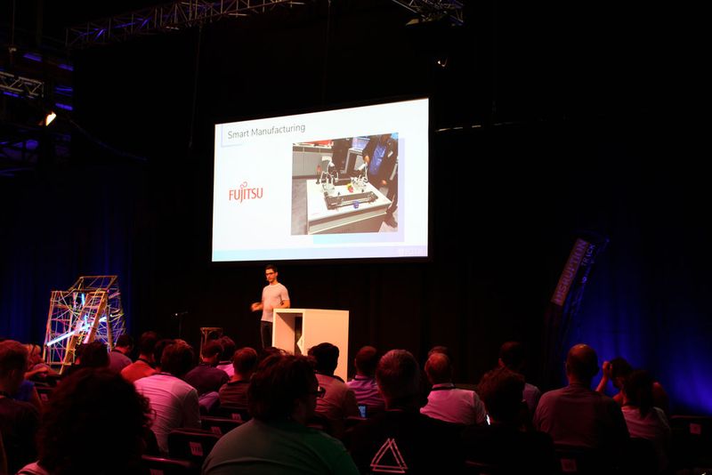 IOTA-Founder Dominik Schiener referrierte über das IOTA-Ökosystem und aktuelle Projekte und Use Cases. (Bild: Lisa Marie Waschbusch)