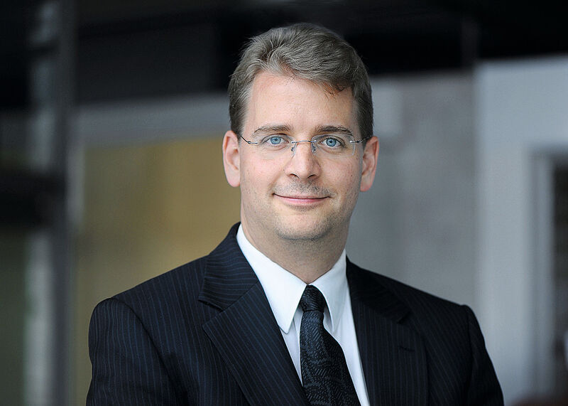 Dr. Eike Schmidt, Vorsitzender der Mach AG, fordert einen aktiveren Part der Politik bei eGovernment (Bild: Mach AG)