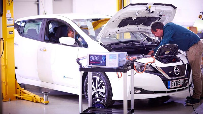 Um mit künstlicher Intelligenz schnellere und genauere Tests von Elektrofahrzeugbatterien zu ermöglichen, sind Monolith und CamMotive eine Partnerschaft eingegangen.(Bild:  CamMotive)