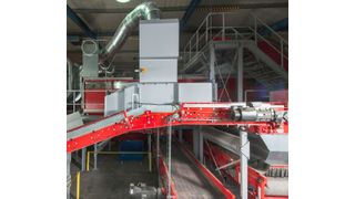 Der Aufbau einer Anlage des Typs Westeria Airlift-System für die Trennung von Leichtstoffen bei Kompost und PET-Flaschen im Technikum des Herstellers. (Westeria)