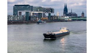 In den europäischen Gewässern kommen trotz vieler Verbesserungsmaßnahmen in der Vergangenheit immer noch zu viele Chemikalien vor.  (Bild: frei lizenziert)