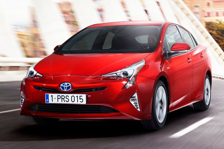 Kein anderes Auto besitzt ein grüneres Image als das japanische Hybridmodell Prius. Daran will Toyota auch bei der vierten Generation festhalten. (Foto: Toyota)