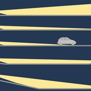 Die adaptive Hell-Dunkel-Grenze (aHDG) stellt die Reichweite der AFS-Scheinwerfer automatisch stets so ein, dass eine optimale und damit möglichst weitreichende Sicht für den Fahrer gegeben ist