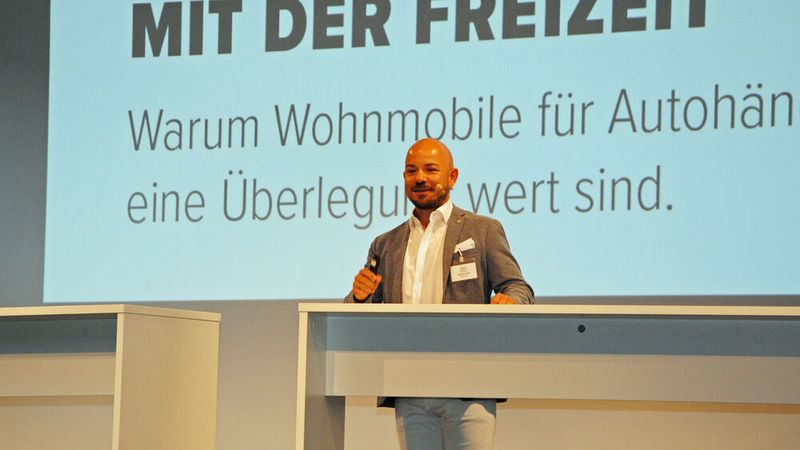 Auch Benjamin Jakob aus Fulda investierte in ein neues Geschäftsfeld: Wohnmobile. Das profitable Geschäft erfordert wichtige grundsätzliche Überlegungen im Vorfeld. (Bild: Simon – »kfz-betrieb«)