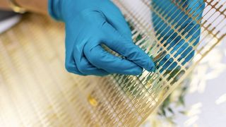 Das photochemische Ätzverfahren ist eine Alternative zum Stanzen. (Precision Micro)