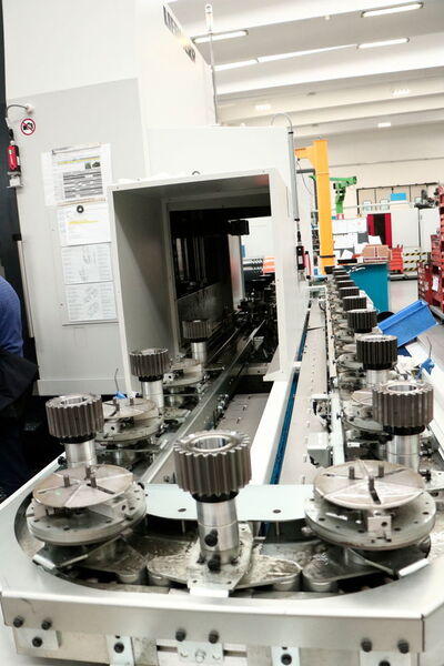 Zu Besuch beim MCM-Kunden Omsi Trasmissioni – einem führenden Hersteller und Entwickler von kundenspezifischen Antrieben. (Sonnenberg)