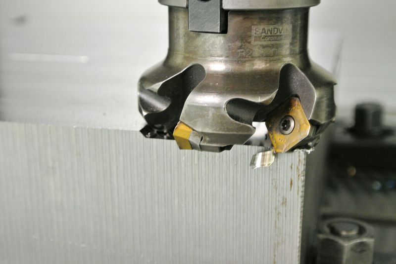 Kollision mit MSP: Die Spindel lenkt aus, so dass ein Bremsweg für die automatische Schnellbremsung gewonnen wird. (Bild: GF Machining Solutions)