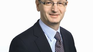 Dr. Wilfried Schäfer, Geschäftsführer VDW: „Im ersten Halbjahr ist der Auftragseingang in der Werkzeugmaschinenindustrie um 13 Prozent gesunken; das war zu erwarten aufgrund des hohen Vorjahresniveaus und signalisiert eine Normalisierung der Bestelltätigkeit.“ (Bild: VDW)