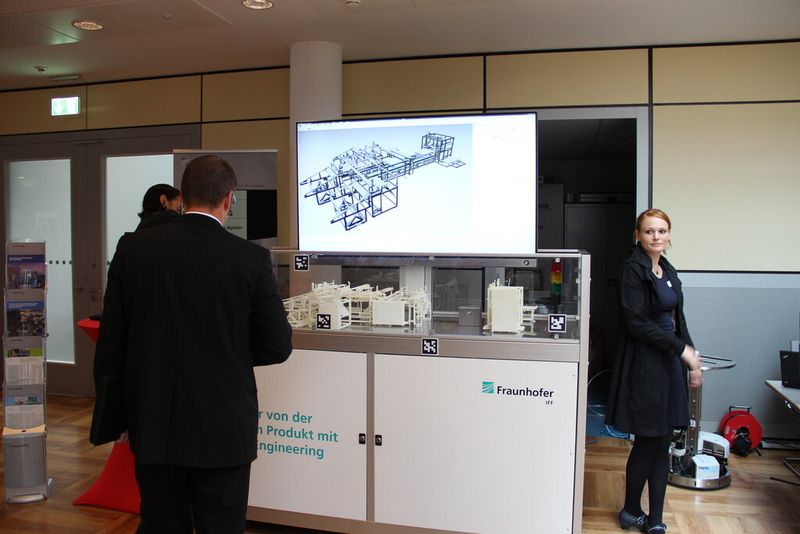 Auch das Fraunhofer IFF kam nach Gütersloh und stellte Industrie 4.0-Lösungen vor. (Bild: Horn)