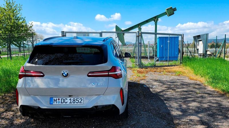 In der Pfalz wird bis heute Erdöl gefördert, wenn auch in kleinen Mengen. Angesichts der aktuellen Lage auf dem Erdölmarkt hilft aber auch das.(Bild:  Rosenow – VCG)