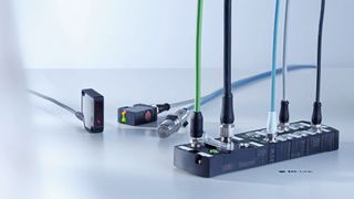 The complete IO-Link package is what matters. When sensors, powerful masters, and a manufacturer-independent configuration tool work together seamlessly, significantly improved machine performance is possible. (Image:Baumer)