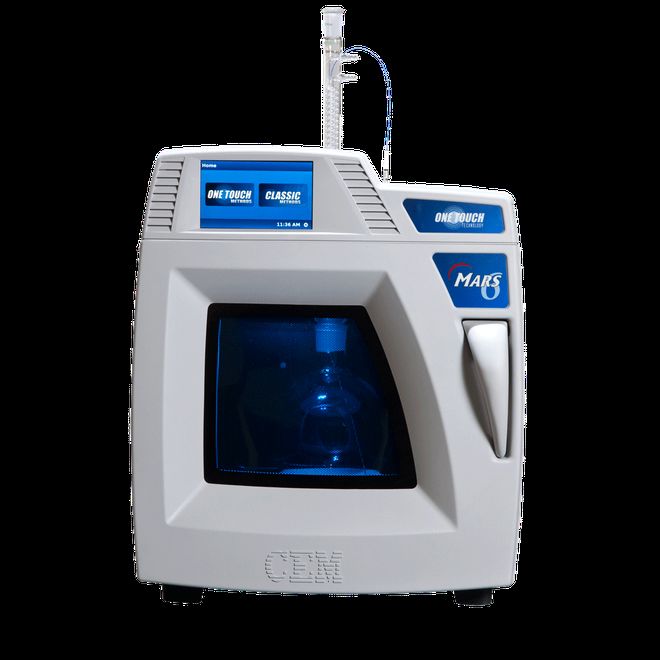 525_Photo_M6Synth_FrontGlassware_LR.png (CEM GmbH)